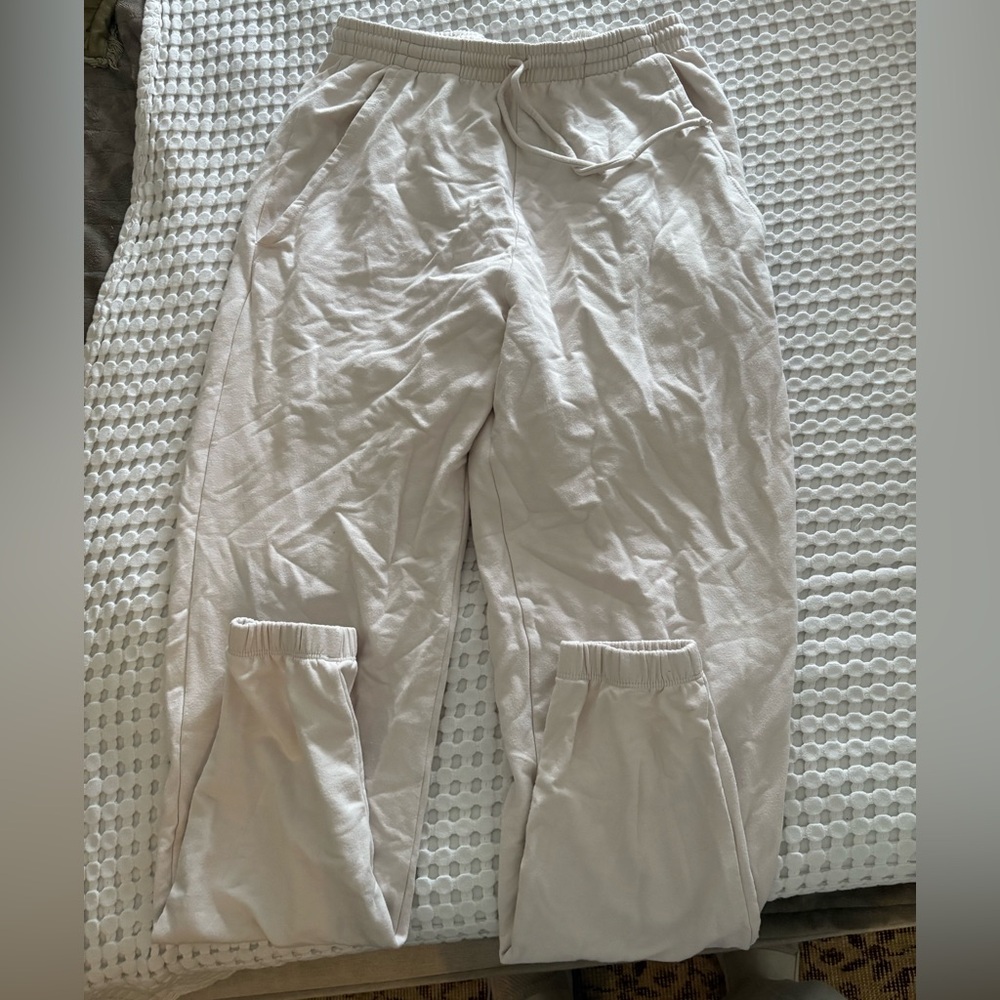Skatie cloud cropped sweat set